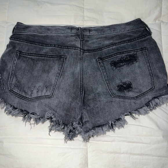 We the Free Black Cut Offs - Size 29 - Picture 2 of 5